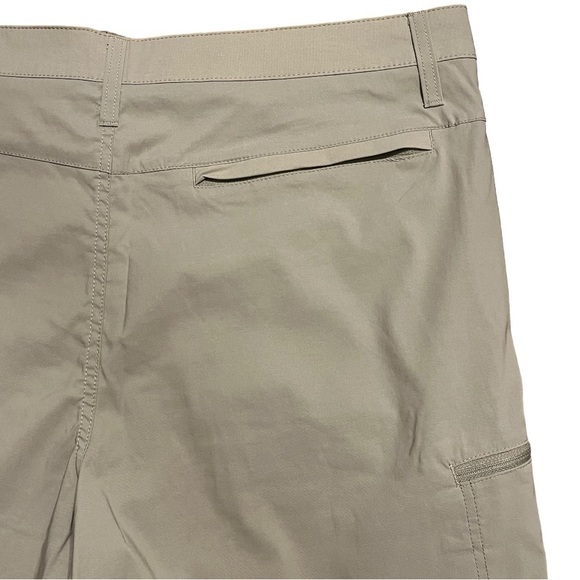 Tahari FLAT FRONT PERFORMANCE STRETCH SHORTS Men’s Size 38 TAN KHAKI EUC - Picture 4 of 8